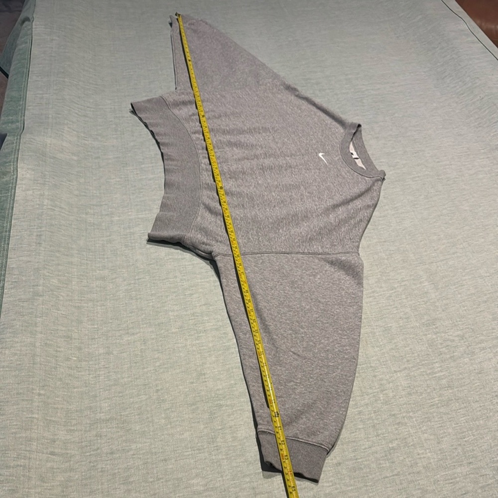 Nike Women's Gray Sweatshirt - Picture 9 of 15